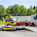 Il primo elicottero di soccorso a volare con carburante sostenibile per l’aviazione