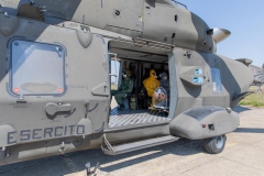 Barella IsoArk a bordo di un elicottero UH90 del3° REOS