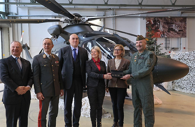 Leonardo: il Ministero della Difesa austriaco riceve il primo elicottero AW169M LUH